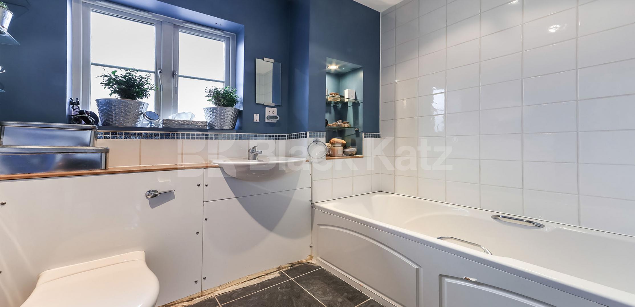 			NEW INSTRUCTION , 3 Bedroom, 1 bath, 1 reception House			 Kelly Avenue, Peckham Rye